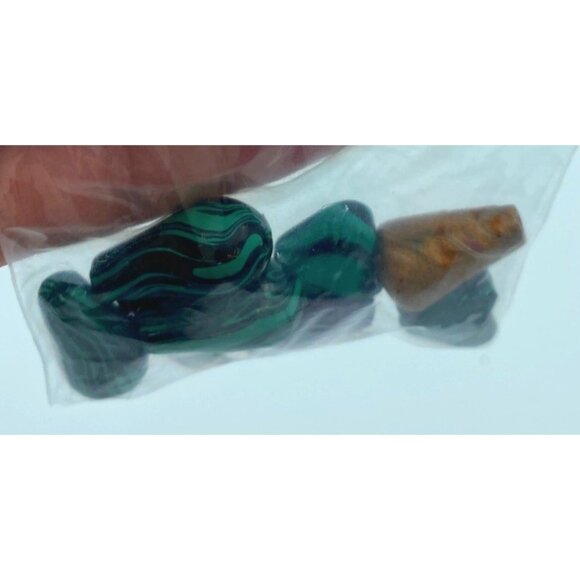 8 Beads Fimo Clay Heart Cone Teardrop Gold Purple Green Black Jewelry - Picture 3 of 3